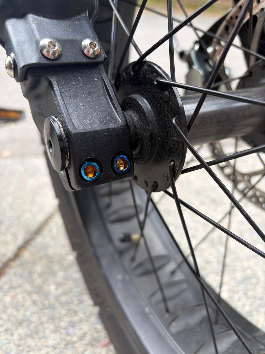 Super73 R/S Series Wheel Clamp Bolts(set of 4)